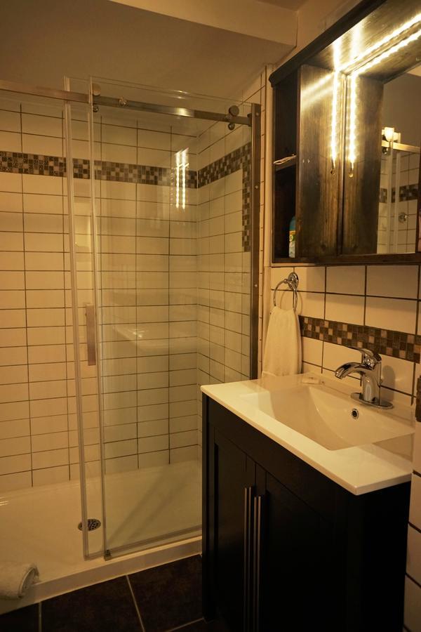 סאטון Auberge A La Fontaine מראה חיצוני תמונה